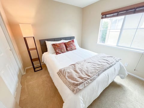 3Bed 2.5Ba Home Close to Silicon Valley