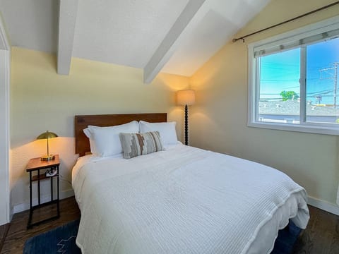 NEW! Cozy El Cerrito home close to freeway access