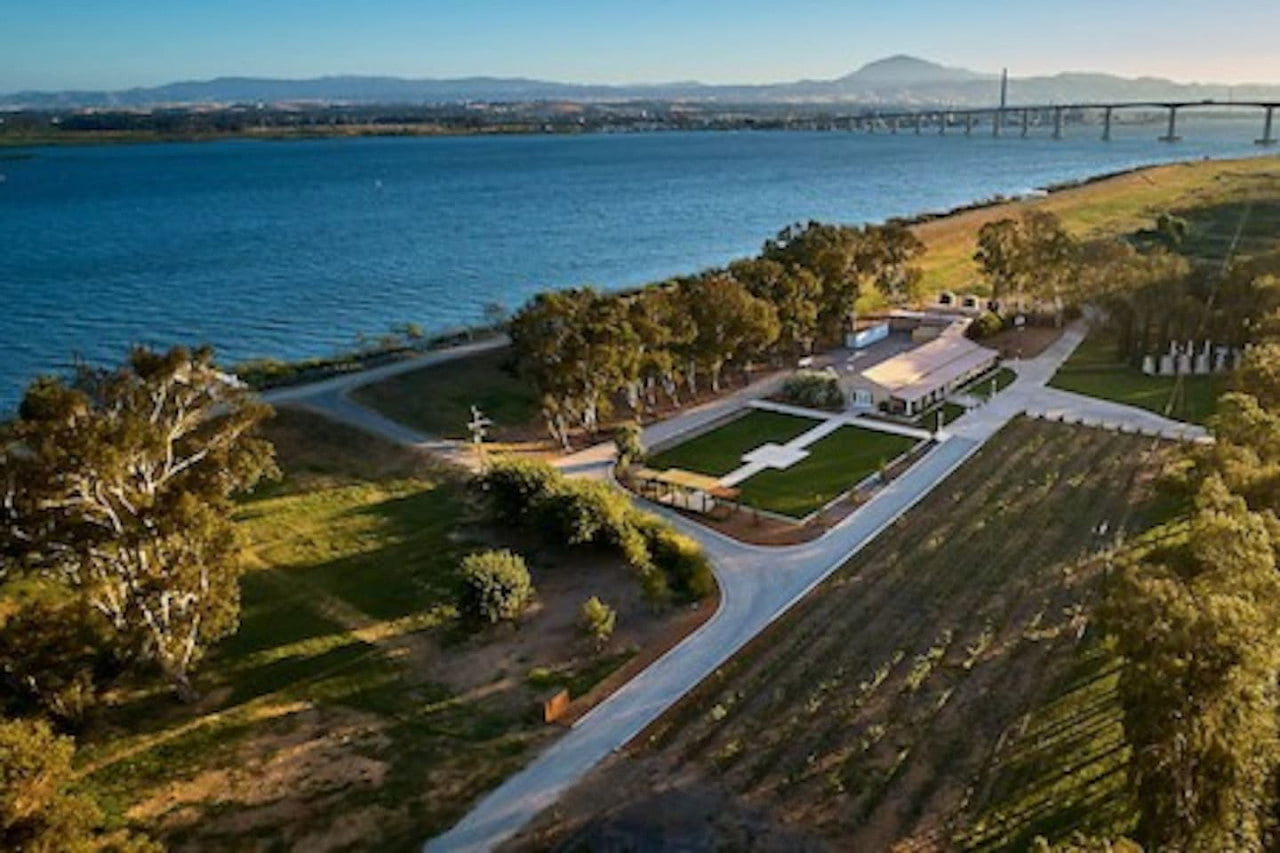 Delta Retreat for Large Groups