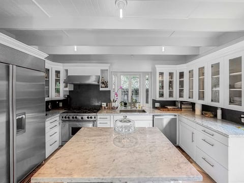 Mill Valley, Dipsea Retreat