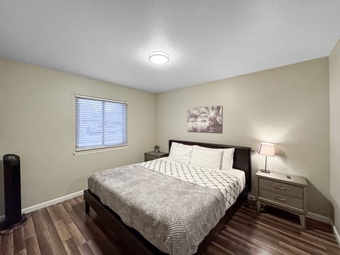 Cute two bedroom home in fantastic location!