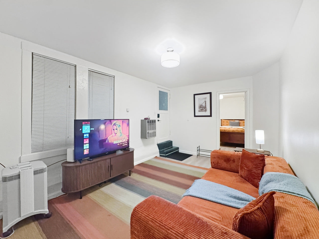 NEW! Walk to park street and restaurants!