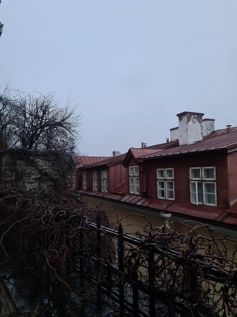 2-Bedroom in Old Town with Balcony