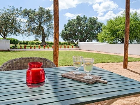 Ferienvilla mit Garten, Grill und Terrasse