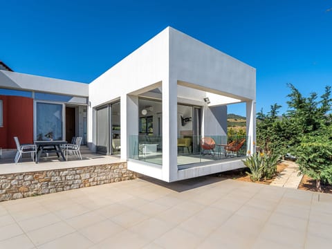"Villa Kallia" mit Infinity-Pool