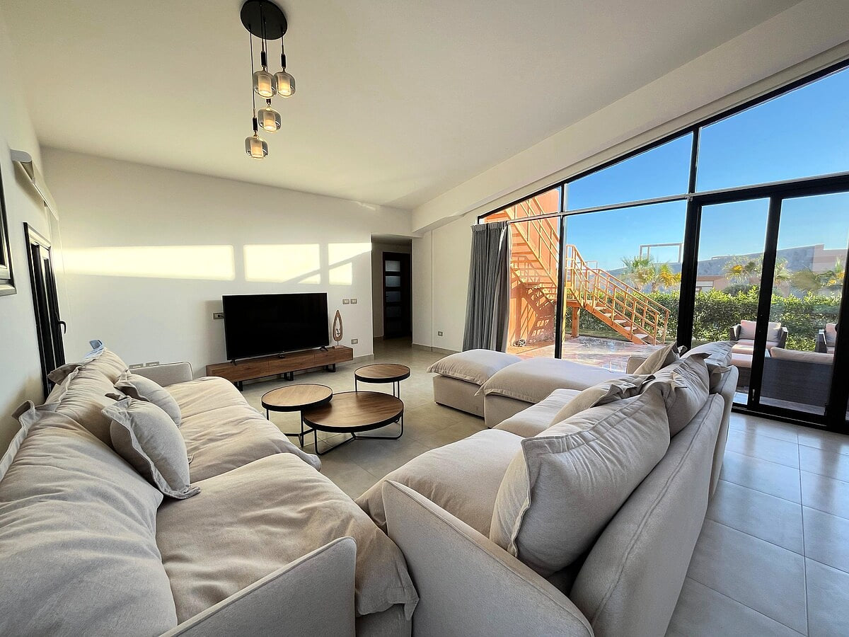 Spacious Villa With Terrace, Beach, Pool And BBQ image 1