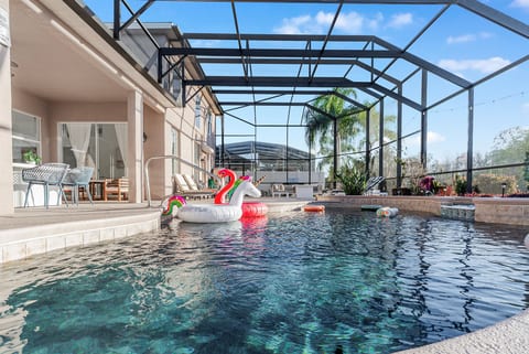 ᯽ Aurora Villa Palms