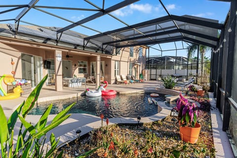 ᯽ Aurora Villa Palms