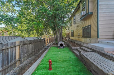 Family 4BR Near Parks | Garage + Fenced Yard