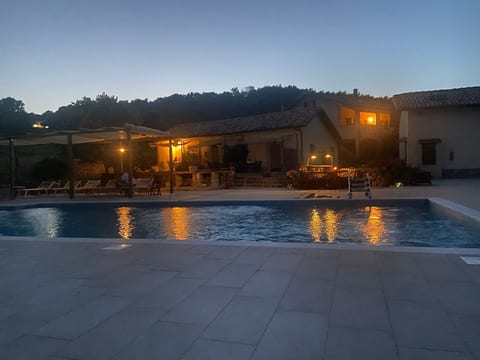 Landgut mit Blick auf das Wasser