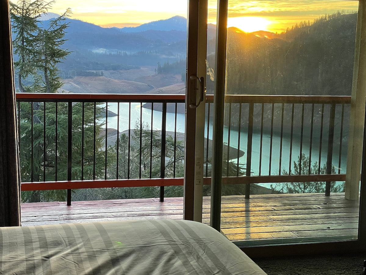 Shasta lake views from the upper master suite