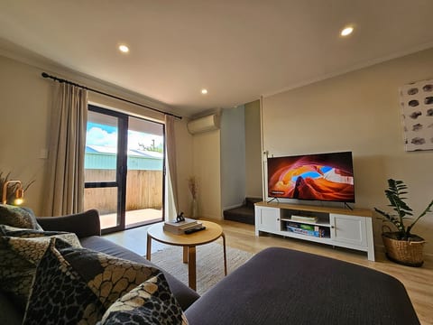 Relax with books, childern stories, decor magazines to feed your curious mind in this inviting space