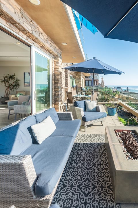 Jan Sale Seahorse Modern Beachfront Luxury with AC image 4
