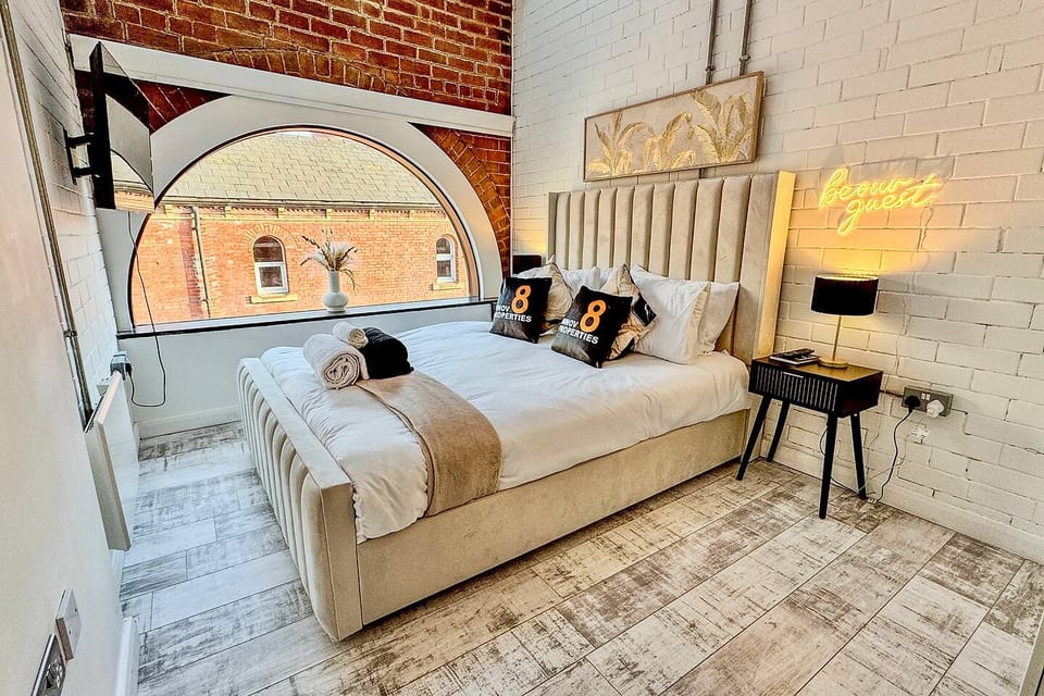 Luxury Leeds Stay • Near Canal - Leeds