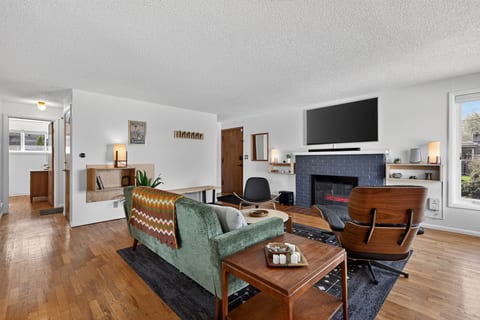 Fire Pit & BBQ Grill, Perfect for Group Getaways