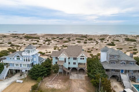 Luxury Oceanfront 5 bedroom/5 bath with pool image 7