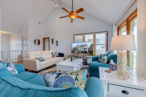 Luxury Oceanfront 5 bedroom/5 bath with pool image 4