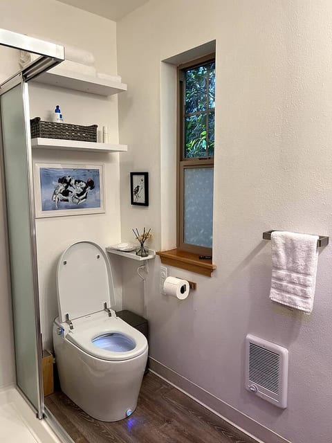 Beaver Garden Loft | Creekside Designer Stay in Beaverton