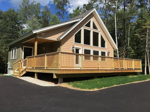On Mountain Time | Hot Tub + Air Hockey + Fire Pit + Swim
