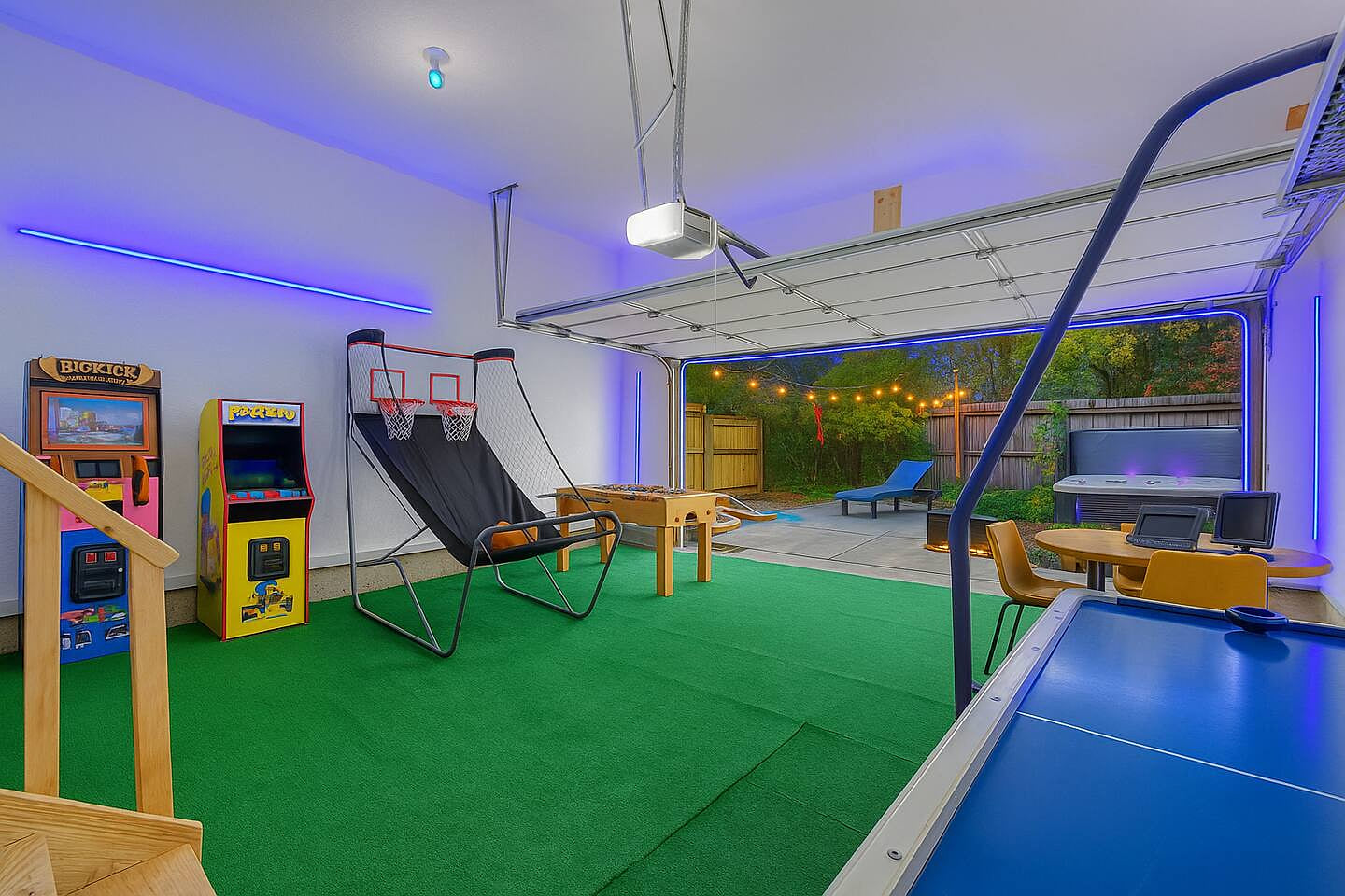 Ohio City Game House with Hot Tub