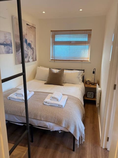 Tivoli Cottage near RUH -10 Min to Bath Centre