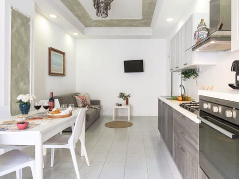 La Rondine Apartment