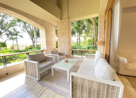 3-Bedroom Luxury Apartment Dye Fore view with Maid