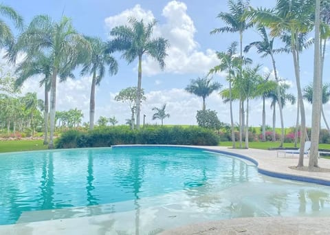 3-Bedroom Luxury Apartment Dye Fore view with Maid