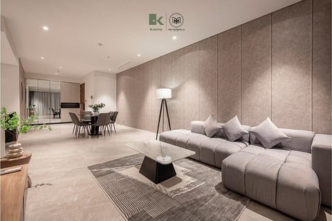 Saigon | The Metropole Luxury by KayStay