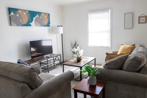 Comfy couch and chair, smart tv