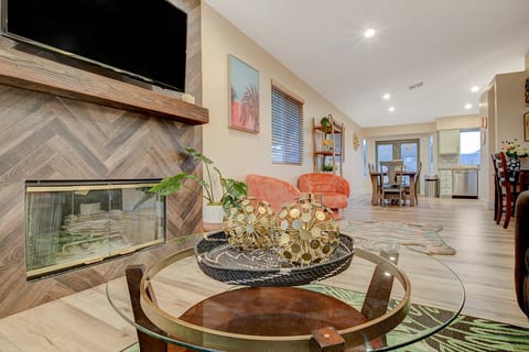 Beautiful, Cozy Home, Game Room, Pool/Spa