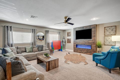 Private Vegas Pool Oasis | Game Room | 2 Miles to Strip | Sleeps 8