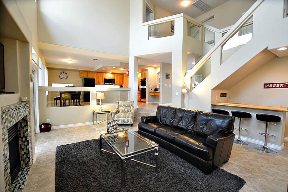 Private Pool, Spa, Game Room, Putting Green, WIFI! - Las Vegas