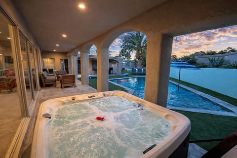 Vintage Vegas Estate! Unique & Gorgeous!