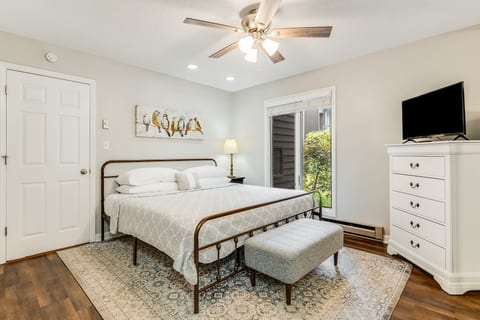 Downtown 1st Floor | Walk to Main St + Fireplace