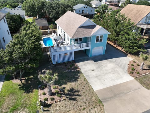 Family Beach Retreat • Private Pool • Walk to Go-Carts & Mini Golf