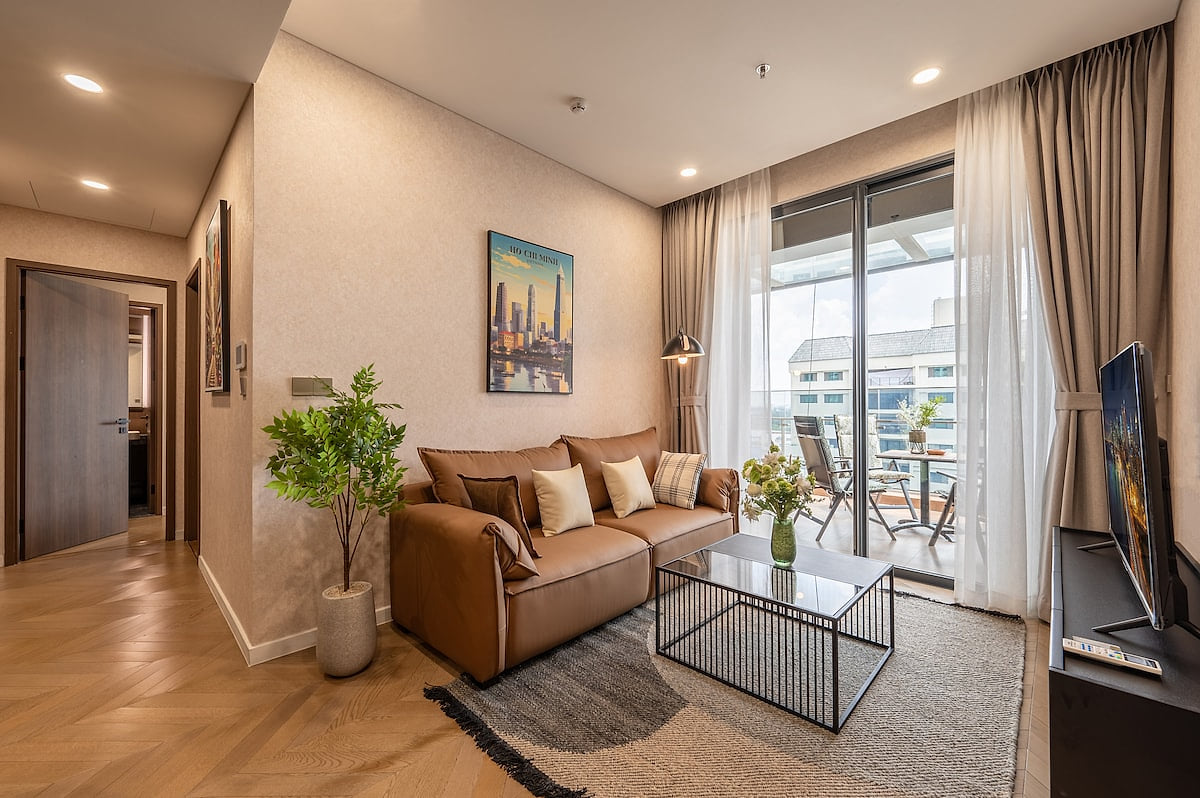Lumière Thao Dien | Modern River View Condo image 3