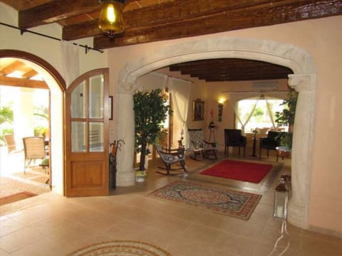 Finca NA PONT- Finca rústica con gran piscina en Campos, Mallorca. Ideal famili