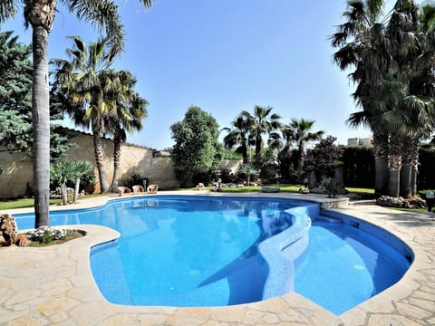 Finca CAN GUAL en Inca para 8 personas con piscina privada y vistas despejadas-