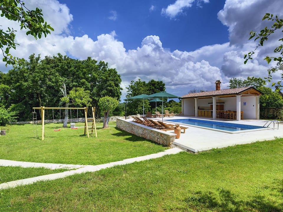 Villa Lucy - Manjadvorci