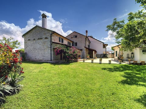 Villa Lucy