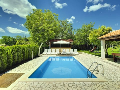Villa Semy
