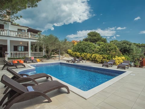Villa Mima