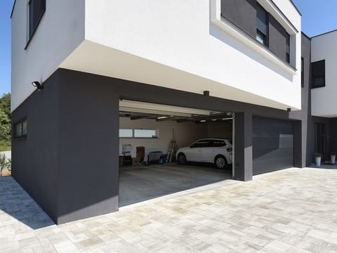 Cube Box House