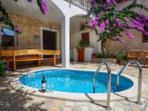 House Samia