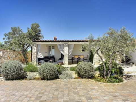 Villa Emily