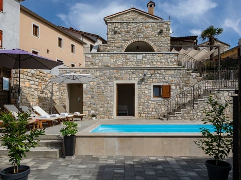 Villa Beram