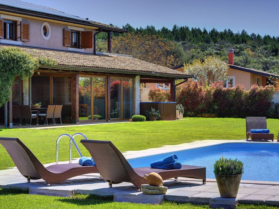 Villa Sunny Flowers - Medulin