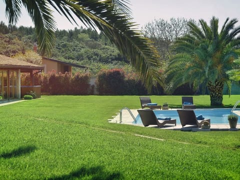 Villa Sunny Flowers