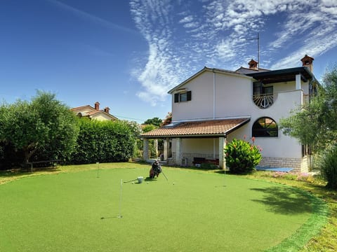 Golf House